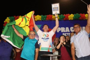 Transformação: Simão anuncia escola integral em local de descarte de lixo no bairro José e Maria