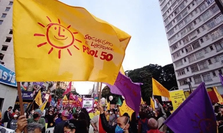 Coluna Plural (10/09): TRE expõe contradição do PSOL-PE com mulheres