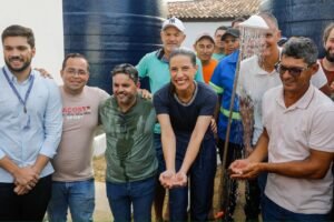 Governadora Raquel Lyra celebra chegada da água do Rio São Francisco a Riacho das Almas