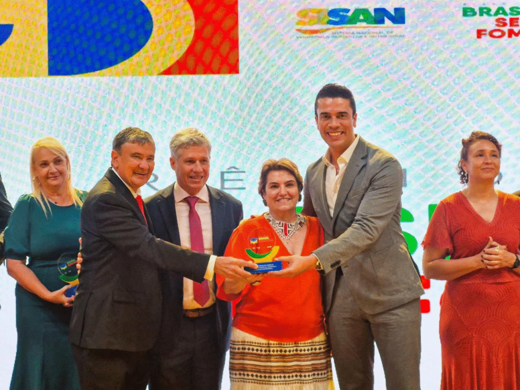 Rodrigo Pinheiro recebe Prêmio Brasil Sem Fome e leva Caruaru ao reconhecimento nacional