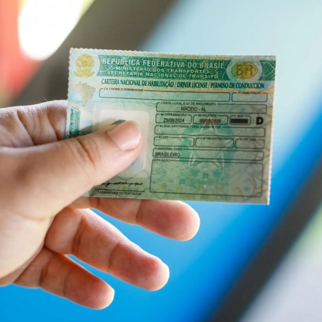 Contran aprova novas regras da CNH e acaba com aulas obrigatórias em autoescolas