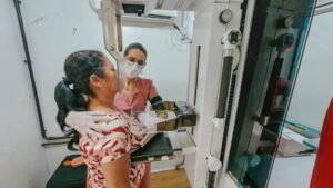 Mamógrafo Móvel atende 80 mulheres na Charneca