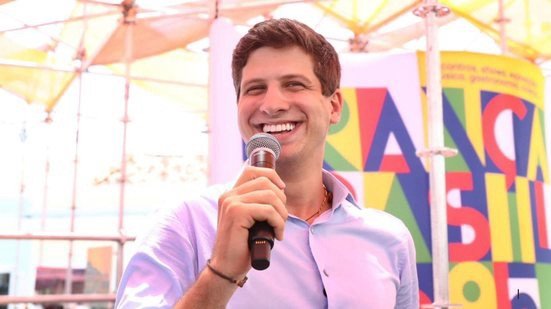 João Campos lidera com folga nova pesquisa para o Governo de Pernambuco