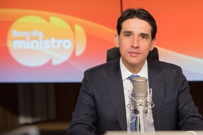 Ministro de Lula defende pena de morte para autores de feminicídio