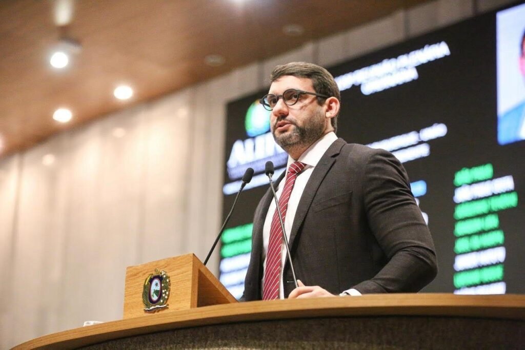 Romero Albuquerque critica retirada de quase R$ 30 milhões do orçamento da Saúde em 2026