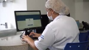 Tecnologia brasileira consolida referência internacional na melhoria da experiência do paciente