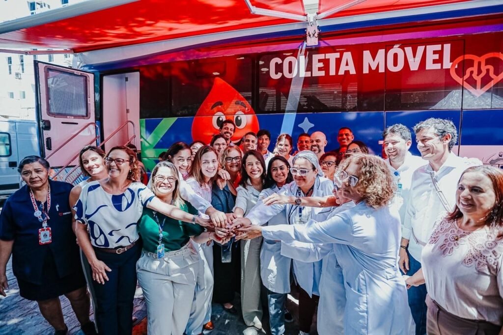 Raquel Lyra entrega UTI requalificada no Hospital Otávio de Freitas e reforça rede de saúde com unidade móvel do Hemope