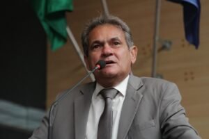 Comissão de Ética acata denúncia de Eduardo Moura contra Chico Kiko