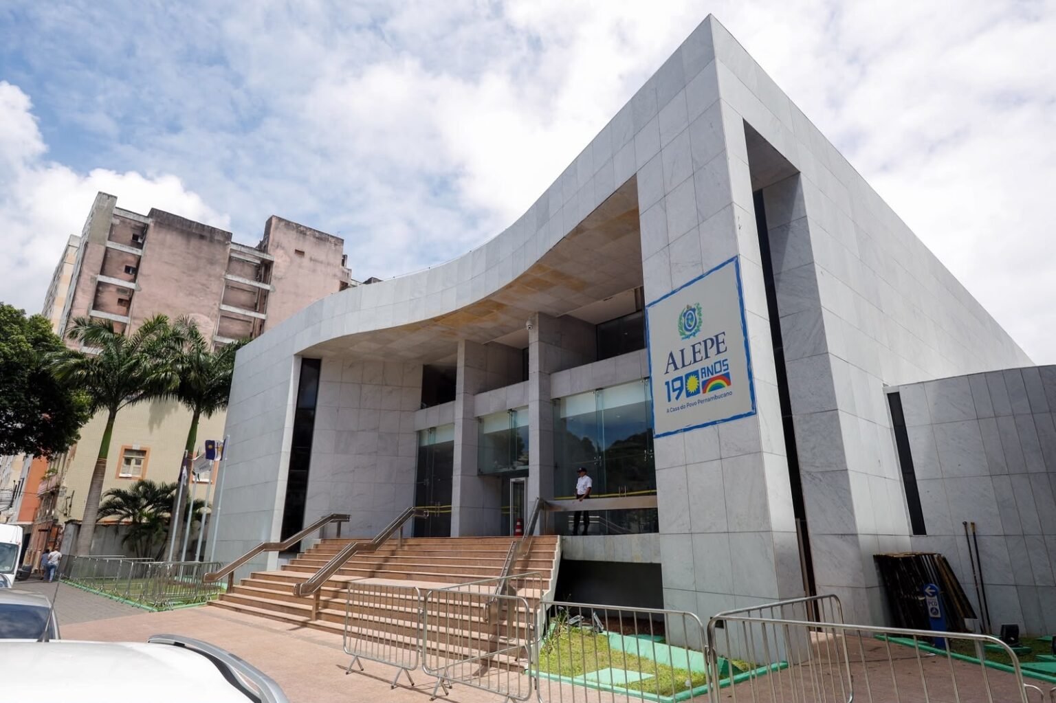 Programa Alepe Cuida oferece consultas oftalmológicas gratuitas e triagem de catarata