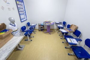 Pernambuco abre primeira classe hospitalar para estudantes do ensino médio no Hospital Oswaldo Cruz
